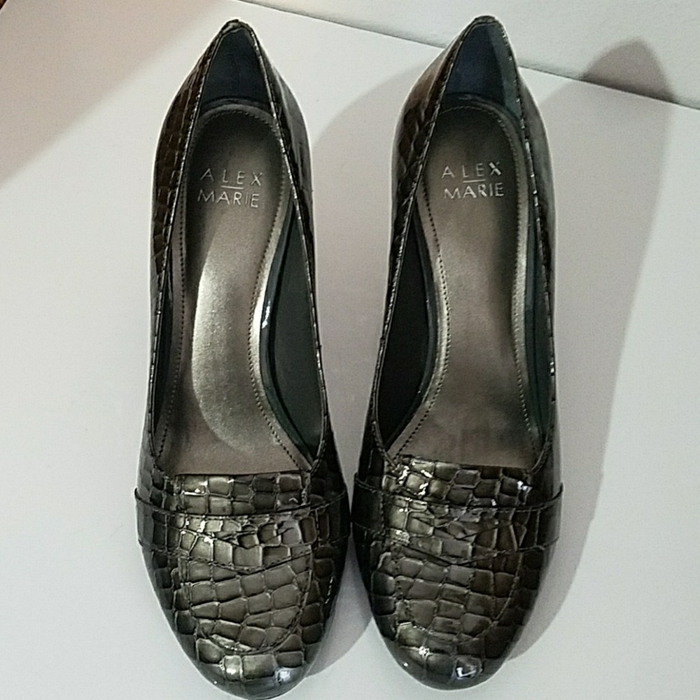 Alex Marie Army Green Patent Leather Heels